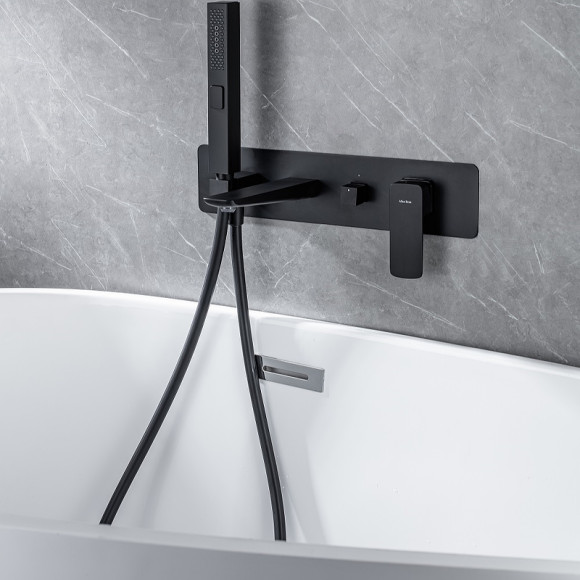 Смеситель для ванны Allen Brau Infinity 5.21007-31 Черный матовый Смеситель для ванны Allen Brau Infinity 5.21007-31 Черный матовый