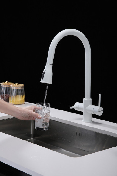 Смеситель для кухни Paulmark Lange La214212-431 Белый матовый